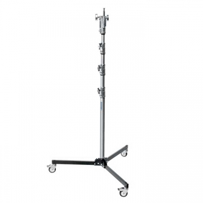 Avenger Roller Stand 34 with folding base